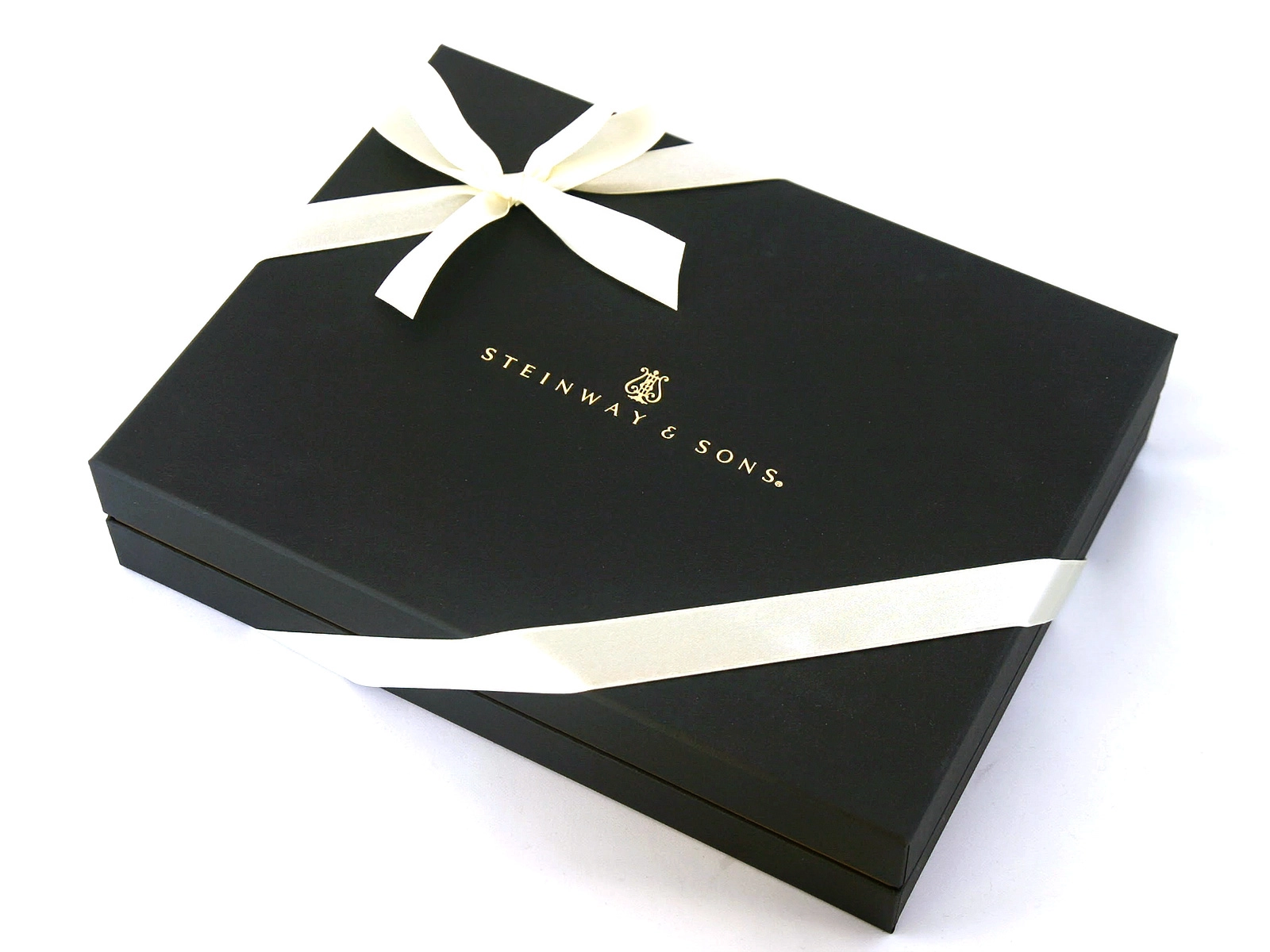 ブランドギフト用の特注ボックス